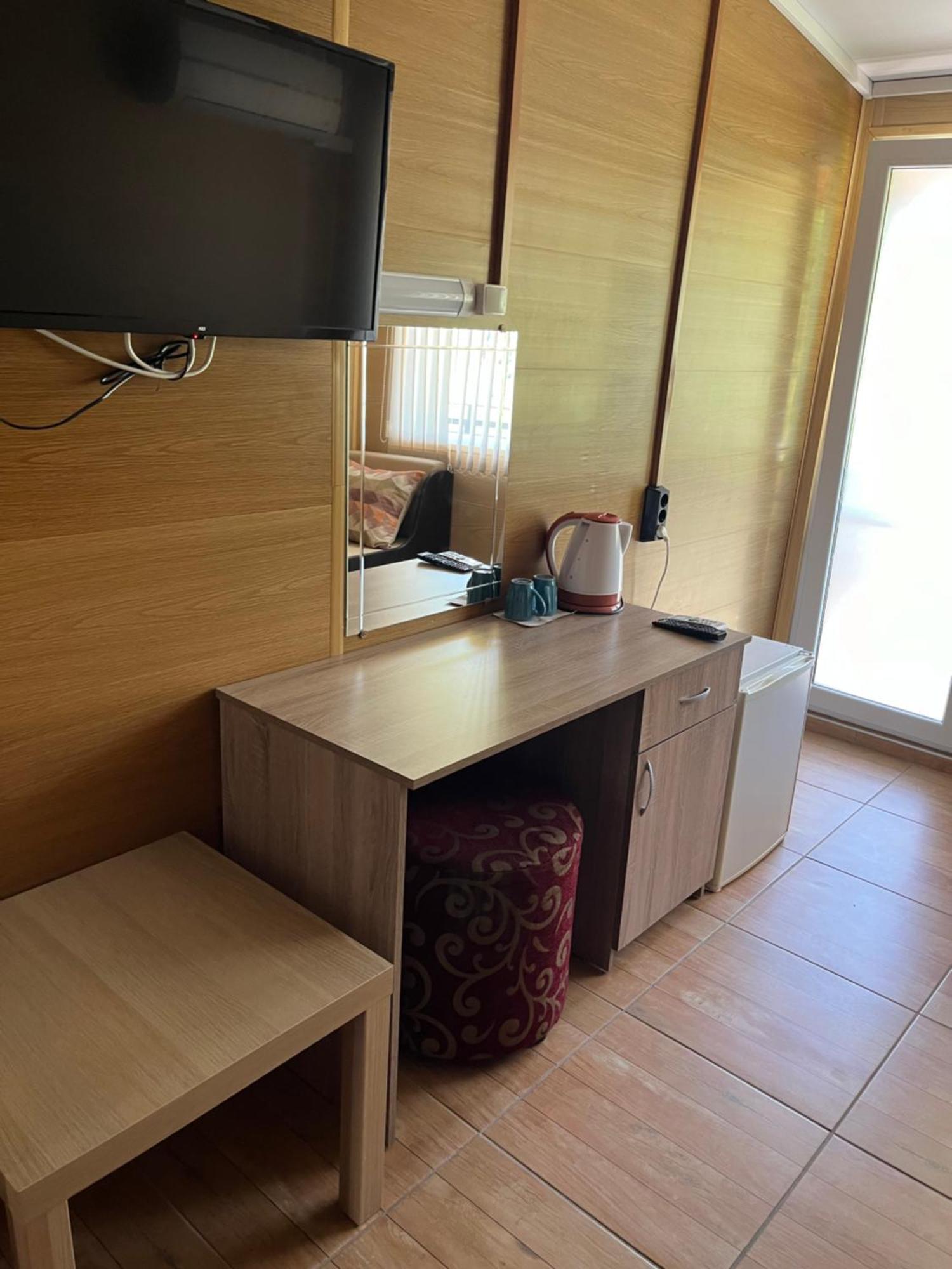 Family Hotel Globus Golden Sands Exterior photo